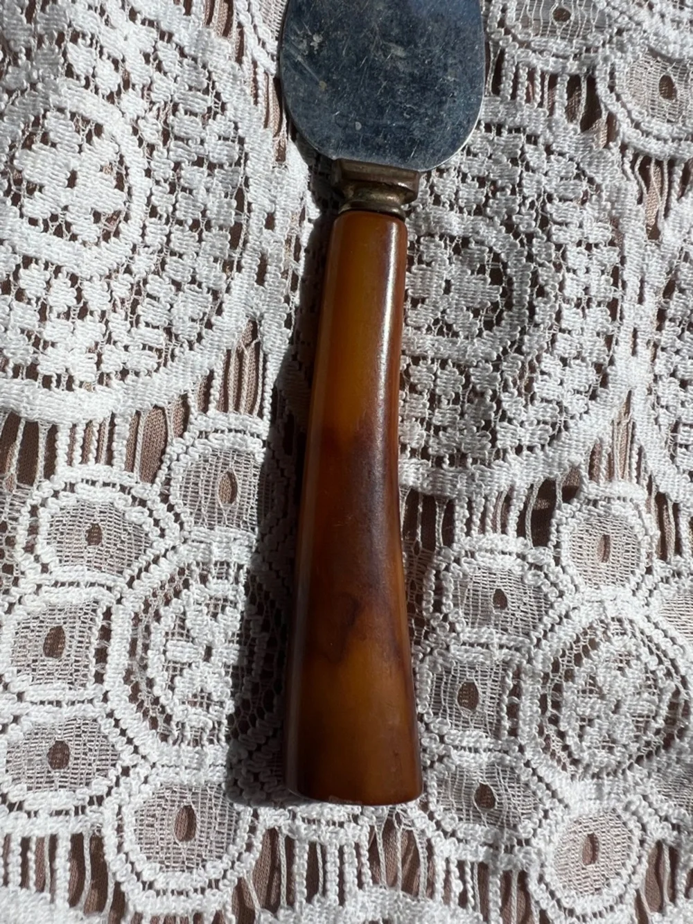 Vintage Cake/Pie Server with Amber Handle